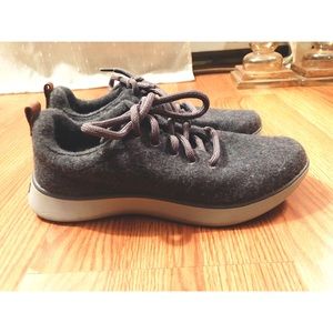 Dr. Scholl’s Freestep Sneaker